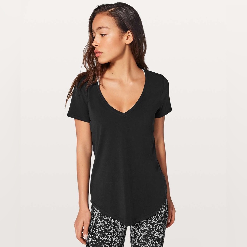 Lululemon Athletica Black Short Sleeve Tee Essential
